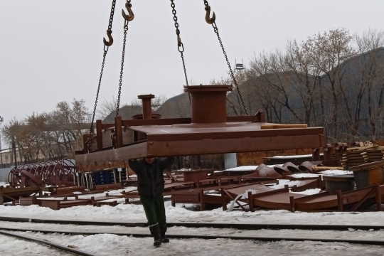 Отгружены люки и патрубки в стенке РВС-30000м3 в Ленинградскую область